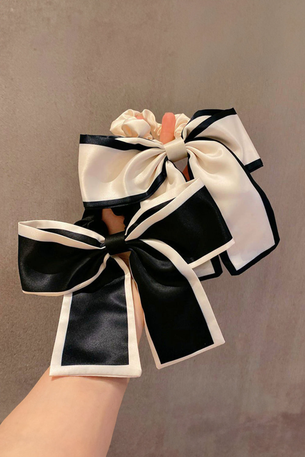 Black Contrast Trim Satin Bow Knot Hair Scrunchie